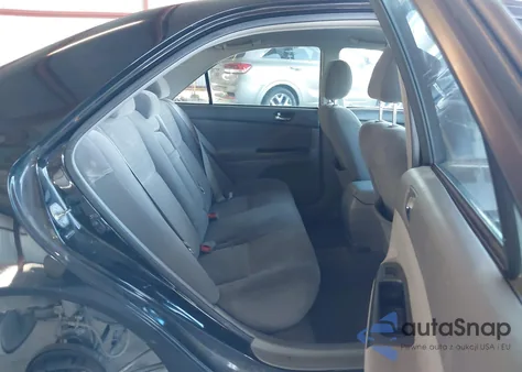 2005 Toyota Camry Std z USA, uszkodzony, nr VIN 4T1BE32K65U075615